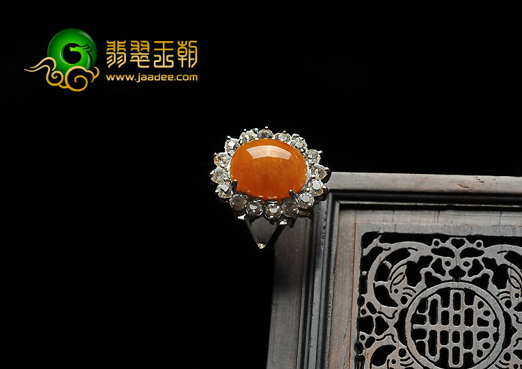 糯冰种红黄翡缅甸翡翠A货戒面