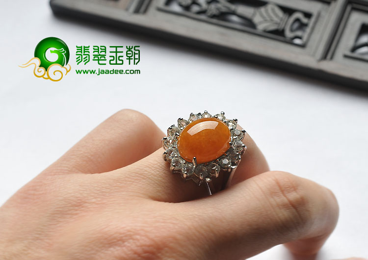 糯冰种红黄翡缅甸翡翠A货戒面
