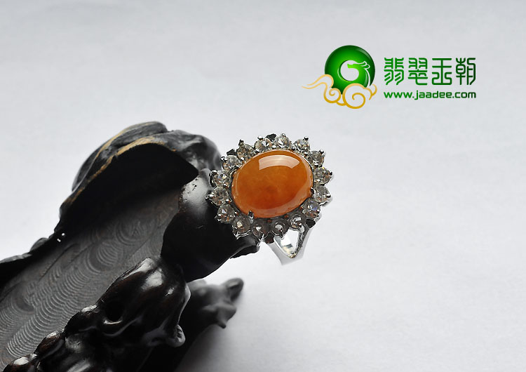 糯冰种红黄翡缅甸翡翠A货戒面