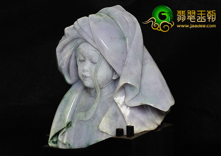 （董春玉大师作品）糯冰种紫罗兰飘花缅甸翡翠A货布依族女孩摆件