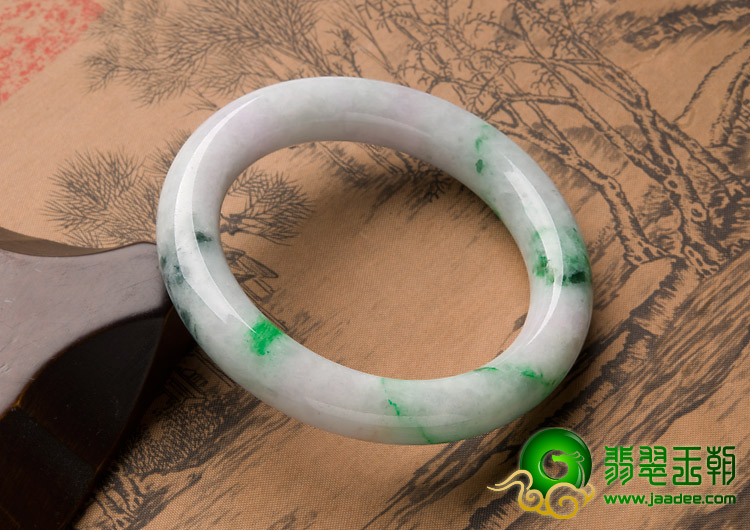 糯冰种飘翠缅甸翡翠A货圆条手镯（56.1mm）