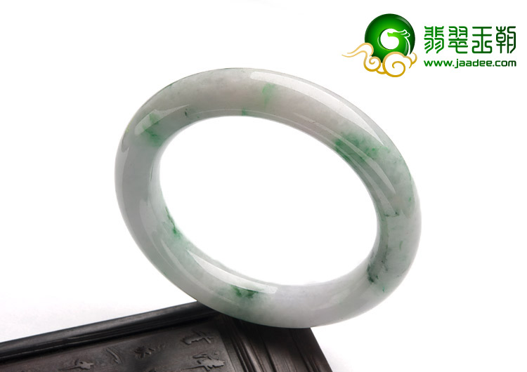 糯冰种飘翠缅甸翡翠A货圆条手镯（56.1mm）