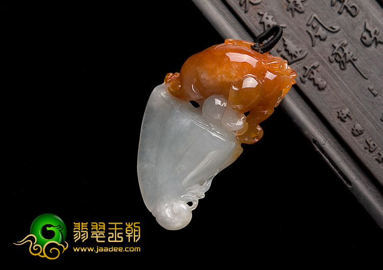 冰种红黄翡缅甸翡翠A货貔貅挂件