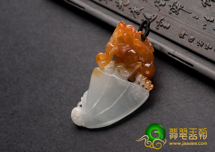 冰种红黄翡缅甸翡翠A货貔貅挂件