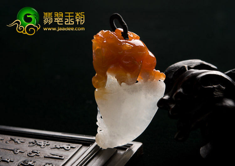 冰种红黄翡缅甸翡翠A货貔貅挂件