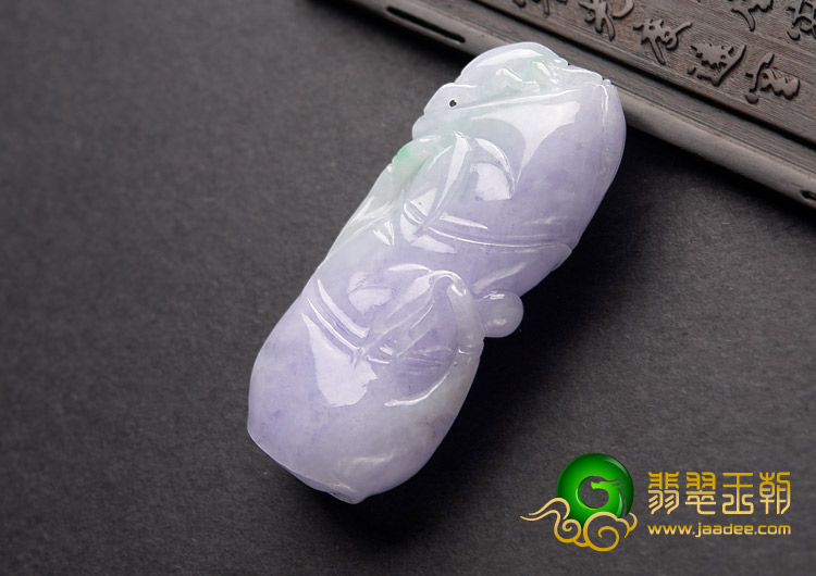 糯冰种春带彩缅甸翡翠A货节节高挂件