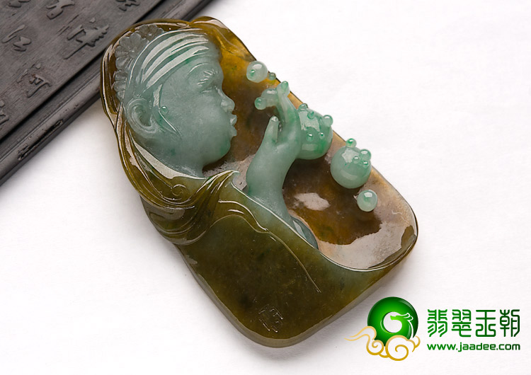 冰种三彩缅甸翡翠A货幻想挂件
