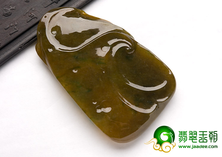 冰种三彩缅甸翡翠A货幻想挂件