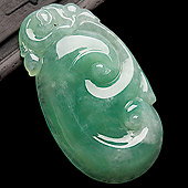 糯冰种翠色缅甸翡翠A货如意挂件