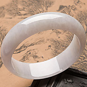 糯冰种晴水缅甸翡翠A货手镯（57mm）