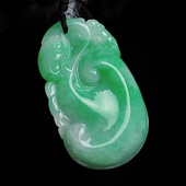 糯冰种翠色缅甸翡翠A货如意挂件