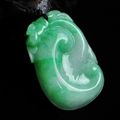 糯冰种翠色缅甸翡翠A货如意挂件