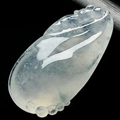 冰种略飘花缅甸翡翠A货福瓜挂件