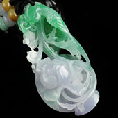 冰种春带彩缅甸翡翠A货花好月圆挂件