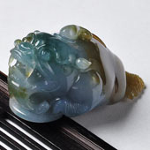 糯冰种三彩缅甸翡翠A货金蟾挂件