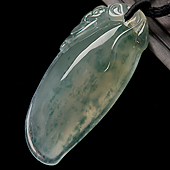 冰种飘花缅甸翡翠A货寿桃挂件