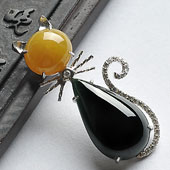 冰种墨翠黄翡缅甸翡翠A货镶银小猫胸坠（水钻）