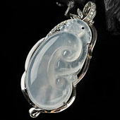 冰种缅甸翡翠A货镶银如意胸坠（水钻）