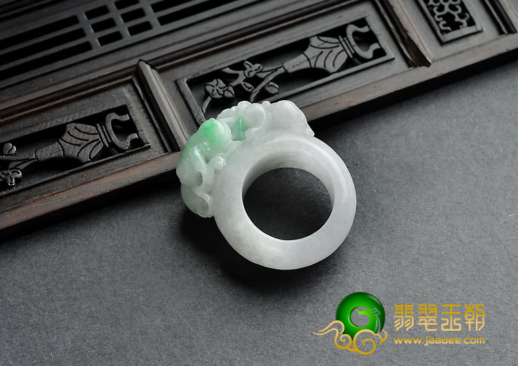糯冰种飘翠缅甸翡翠A货貔貅指环
