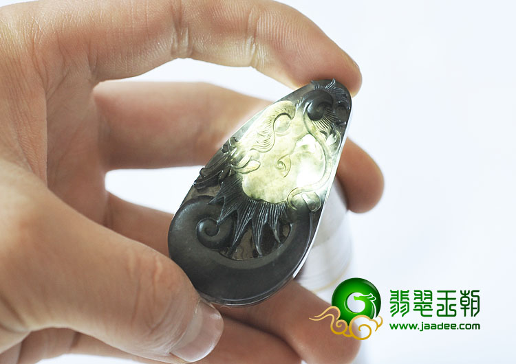 冰（乌鸡）种黑色缅甸翡翠A货龙头挂件