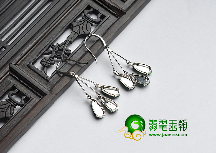 玻璃种阳绿满绿缅甸翡翠A货镶白金耳坠（真钻）