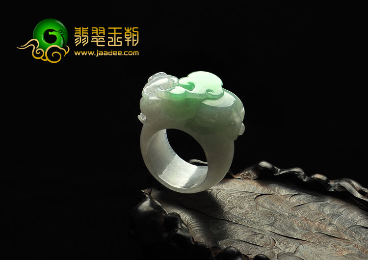糯冰种飘翠缅甸翡翠A货貔貅指环