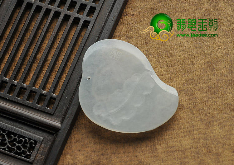 冰种缅甸翡翠A货一品清莲挂件