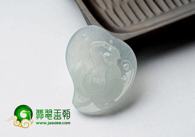 冰种缅甸翡翠A货一品清莲挂件