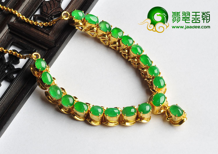 冰玻种阳绿满绿缅甸翡翠A货项链面