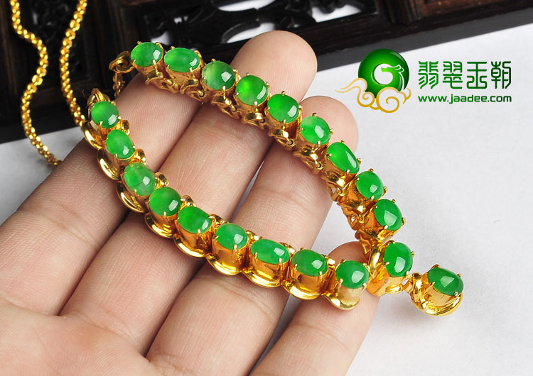 冰玻种阳绿满绿缅甸翡翠A货项链面