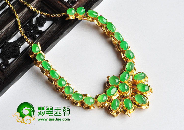 冰玻种阳绿满绿缅甸翡翠A货项链面