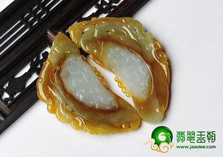 冰种褐黄翡缅甸翡翠A货龙凤牌挂件（一对）