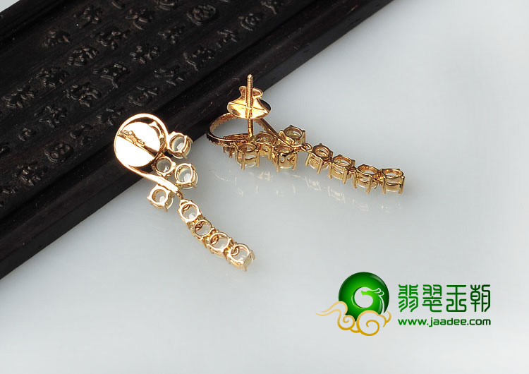 玻璃种缅甸翡翠A货镶玫瑰金耳坠（真钻）