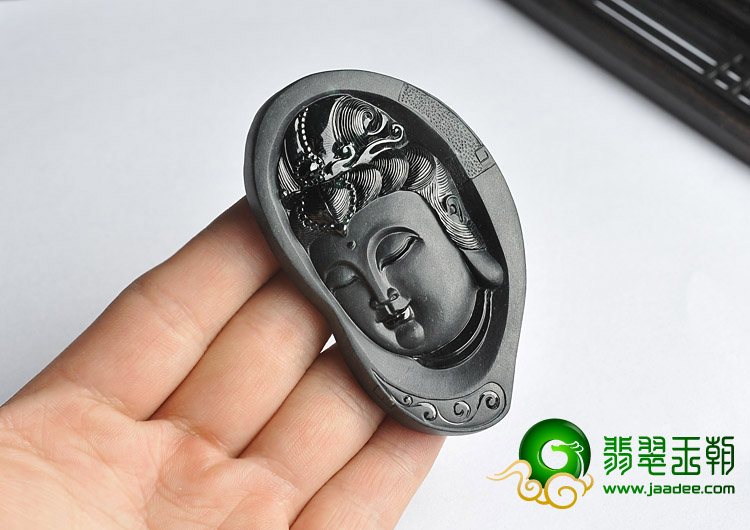 冰玻种墨翠缅甸翡翠A货观音头挂件