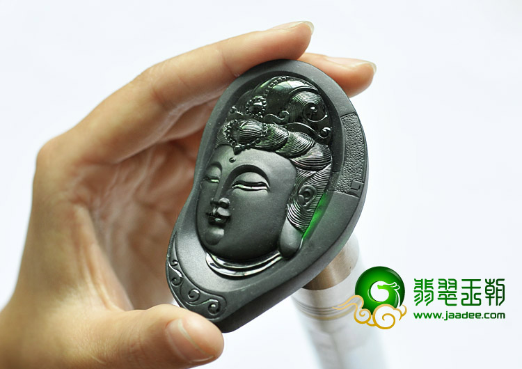 冰玻种墨翠缅甸翡翠A货观音头挂件