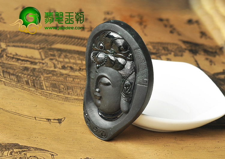 冰玻种墨翠缅甸翡翠A货观音头挂件