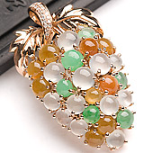 冰种三彩缅甸翡翠A货镶白金胸坠（真钻）