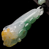 冰种三彩缅甸翡翠A货蝶恋花挂件