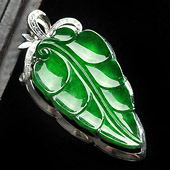 冰玻种阳绿缅甸翡翠A货镶白金金枝玉叶胸坠（真钻）
