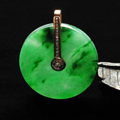 糯冰种翠色缅甸翡翠A货镶玫瑰金平安扣胸坠（真钻）