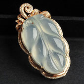 冰种晴水缅甸翡翠A货镶玫瑰金金枝玉叶胸坠（真钻）