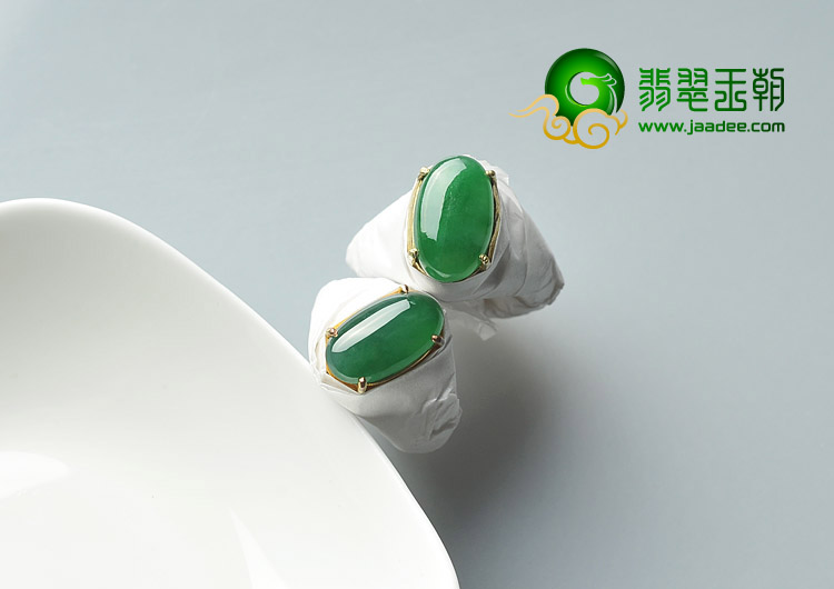 糯冰种阳绿缅甸翡翠A货戒面（一批走）