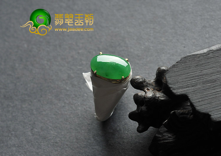 糯冰种阳绿缅甸翡翠A货戒面（一批走）