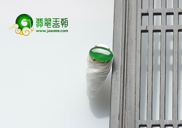 (特价）冰种阳绿缅甸翡翠A货戒面（一批走）