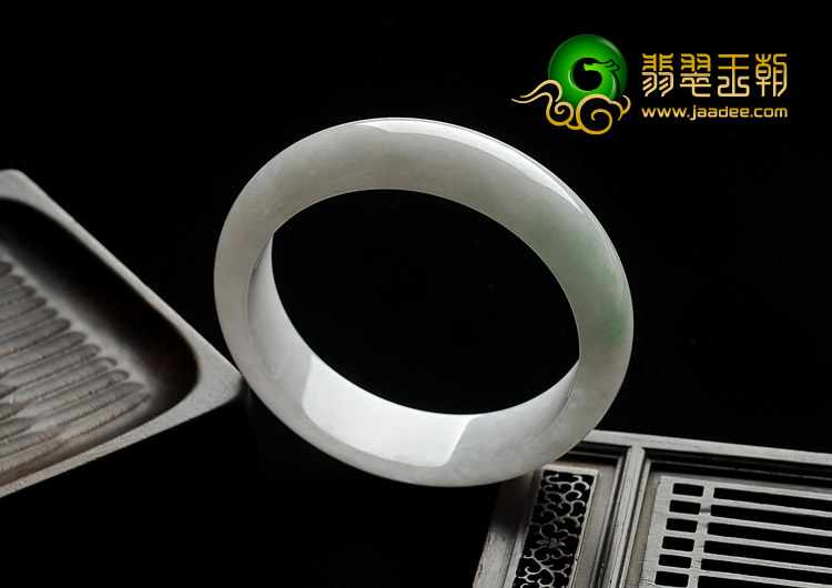 糯冰种白底青缅甸翡翠A货手镯（59mm）