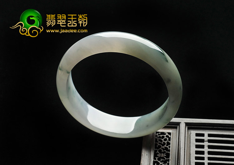 冰种飘花缅甸翡翠A货手镯（59.1mm）