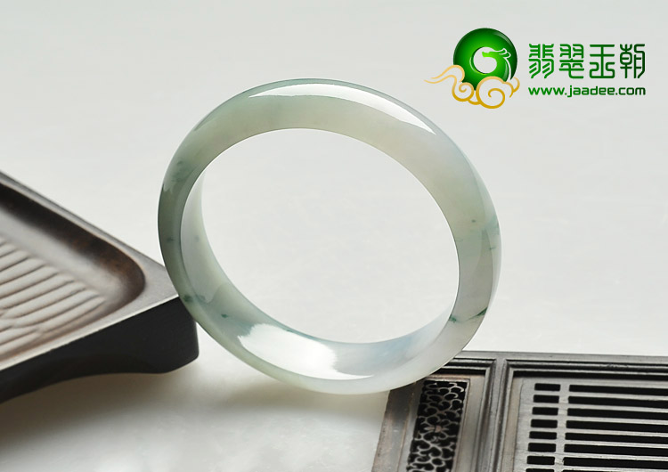 冰种飘花缅甸翡翠A货手镯（59.1mm）
