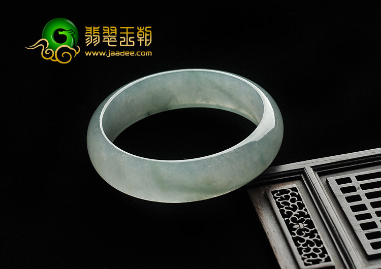 冰种晴水飘花缅甸翡翠A货手镯（56.1mm）
