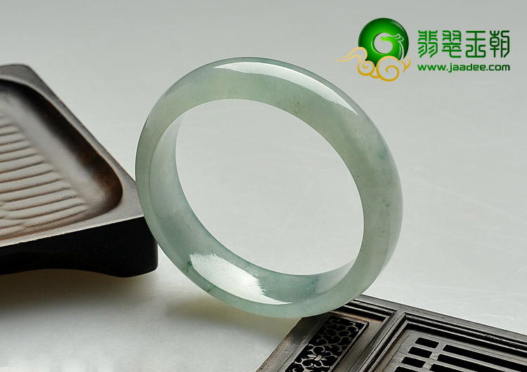 冰种晴水飘花缅甸翡翠A货手镯（56.1mm）