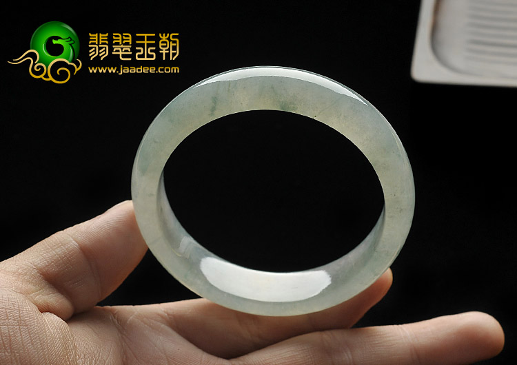 冰种晴水飘花缅甸翡翠A货手镯（56.2mm）